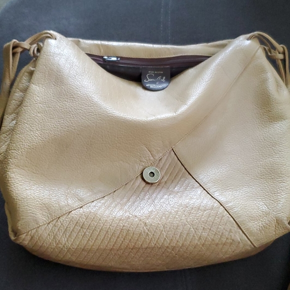 Purse - Picture 2 of 2